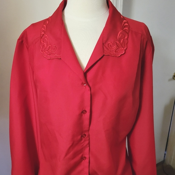 Beautiful Vintage Red Button Down Blouse made by Nikki - Picture 5 of 14